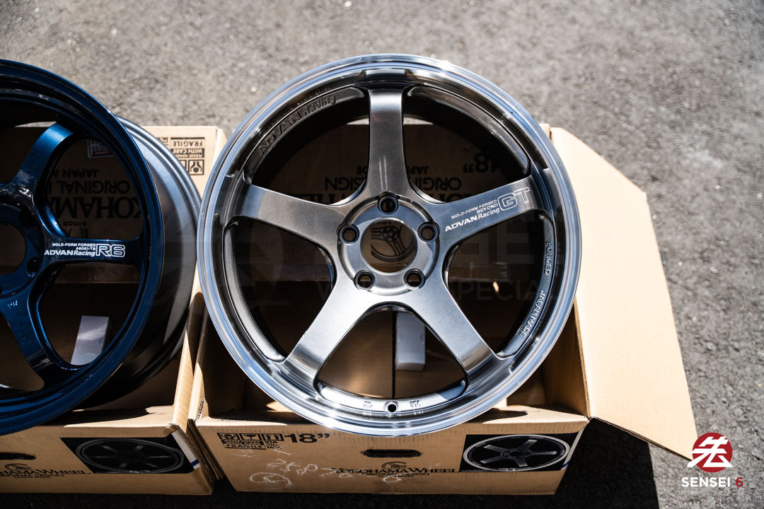 Advan GT Beyond / 18x9.5 +45 / 5x114.3 / Machining & Racing Hyper Black (MHB)