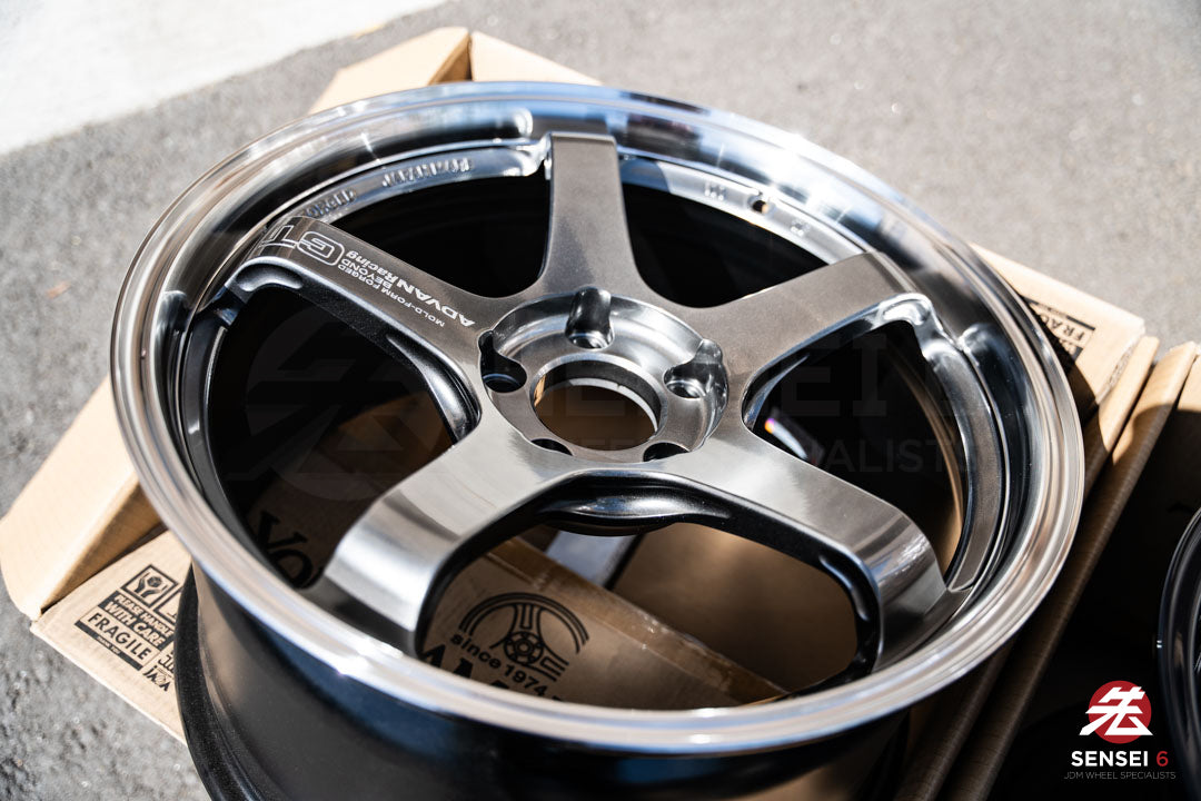 Advan GT Beyond / 18x9.5 +45 / 5x114.3 / Machining & Racing Hyper Black (MHB)