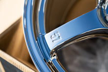 Load image into Gallery viewer, Gram Lights 57CR / 18x9.5 +38 / 5x114.3 / Chrome