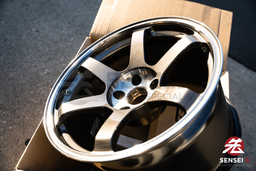 Volk TE37 サガ SL / 18x10.5 +15 / 5x114.3 / プレスドグラファイト