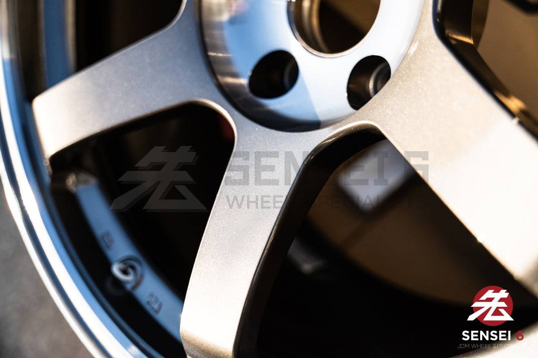 Volk TE37 サガ SL / 18x10.5 +15 / 5x114.3 / プレスドグラファイト