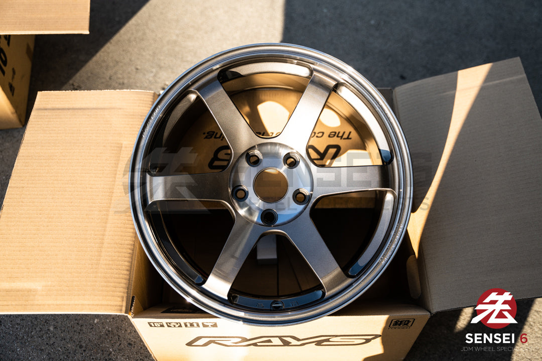 Volk TE37 Saga SL / 18x9.5 +20 / 5x120 / Pressed Graphite