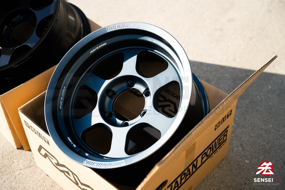 Volk TE37XT M-Spec / 17x8.5-10 / 6x139.7 / Azul mate metalizado