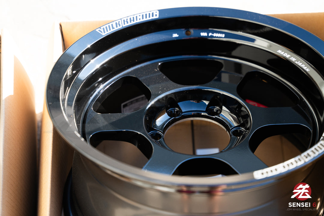 Volk TE37XT M-Spec / 17x8.5 -10 / 6x139.7 / Glossy Black (BK)