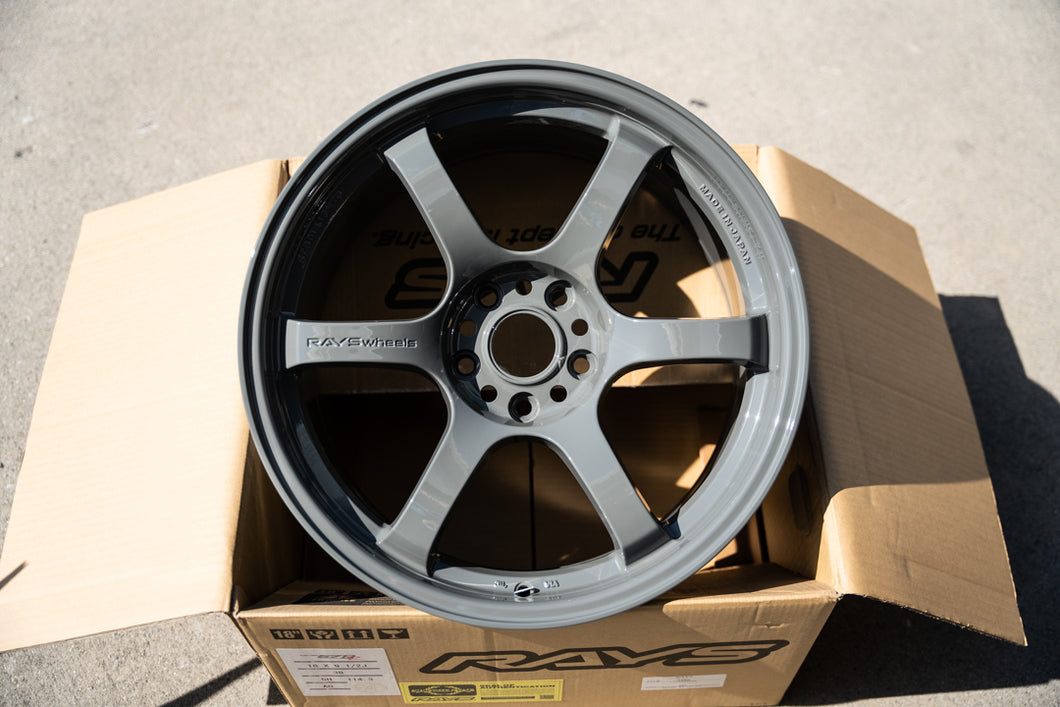 Gram Lights 57DR / 18x9.5 +38 / 5x120 (Redrilled) / Arms Gray