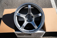 Load image into Gallery viewer, AME Tracer GTV / 18x11 +15 / 5x114.3 / Matte Hyper Silver