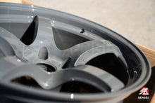 Load image into Gallery viewer, Gram Lights 57CR / 18x10.5 +22 / 5x114.3 / Arms Gray (AG)