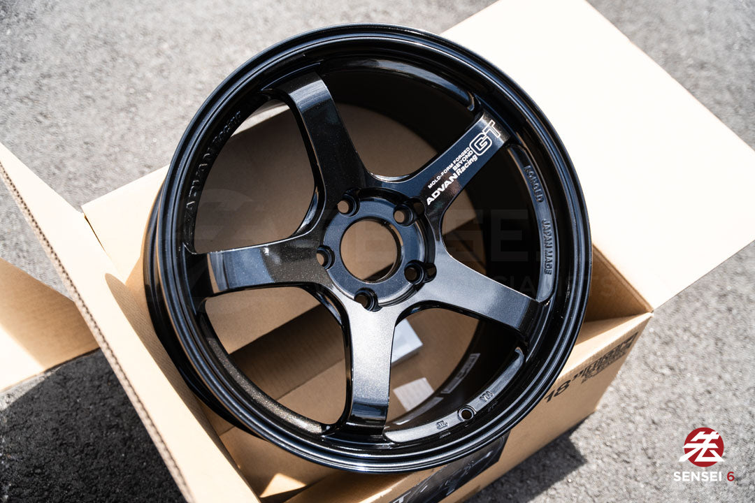 Advan GT Beyond / 18x9.5 +38 / 5x120 / Racing Titanium Black (TBK)