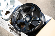 Load image into Gallery viewer, AME Tracer GTV / 17x9 +20 / 5x114.3 / Gun Black