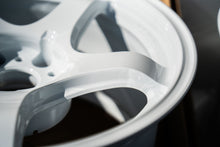Load image into Gallery viewer, AME Tracer GTV / 17x9.5 +15 / 5x114.3 / Racing White