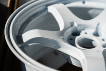 Load image into Gallery viewer, AME Tracer GTV / 17x9 +20 / 5x114.3 / Racing White