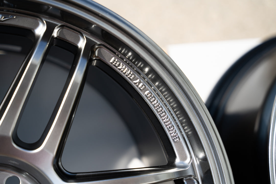 AME Tracer TM02 / 18x9.5 +38 / 5x100 / Hyper Silver