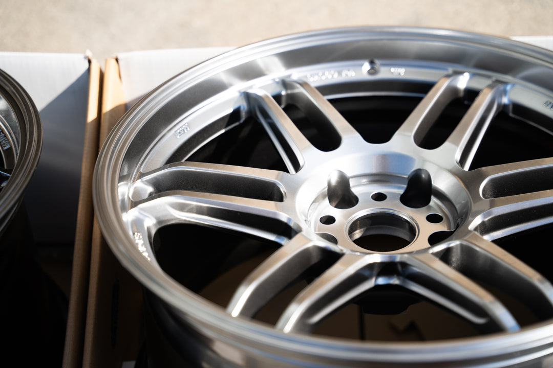 AME Tracer TM02 / 18x9.5 +15 / 5x114.3 / Hiperplata