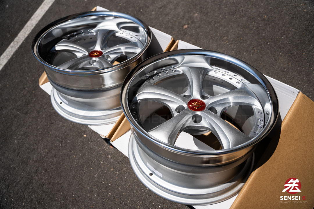 Work VSKF♯ / 18x10.5 +14, 18x10.5 +15 / 5x114.3 / Light Gray Silver (LGS)