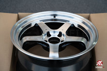 Cargar imagen en el visor de la galería, Advan GT Beyond / 18x9.5 +45 / 5x114.3 / Mecanizado y Competición Hyper Black (MHB)