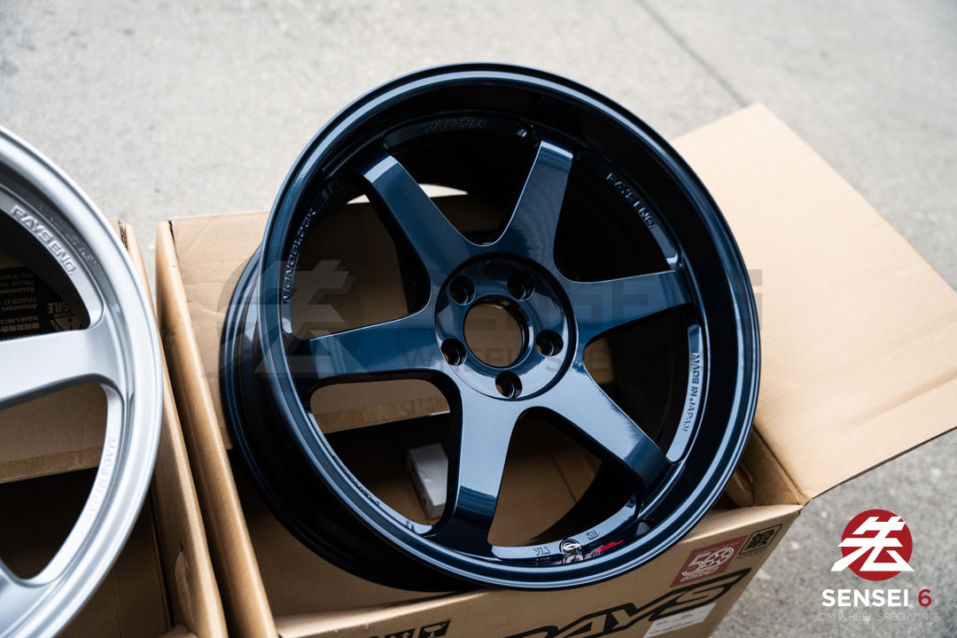Volk TE37SL / 19x9.5 +22、19x10.5 +22 / 5x114.3 / マグブルー
