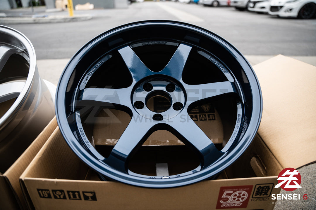 Volk TE37SL / 19x9.5 +22、19x10.5 +22 / 5x114.3 / マグブルー