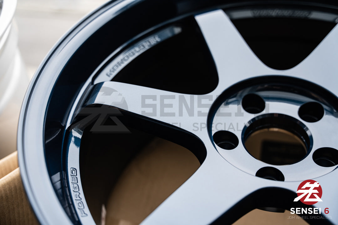 Volk TE37SL / 19x9.5 +22、19x10.5 +22 / 5x114.3 / マグブルー