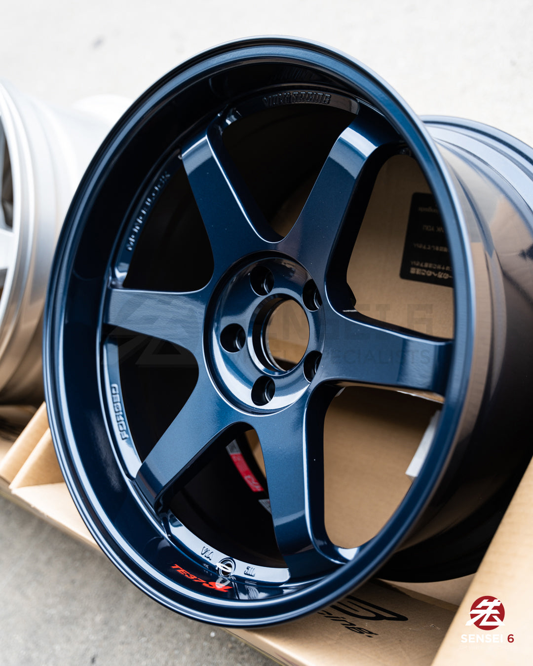 Volk TE37SL / 19x9.5 +22、19x10.5 +22 / 5x114.3 / マグブルー