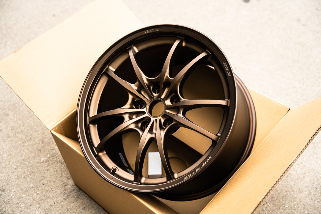 無限 MF10 / 18x9.5 +45 / 5x120 / ブロンズ