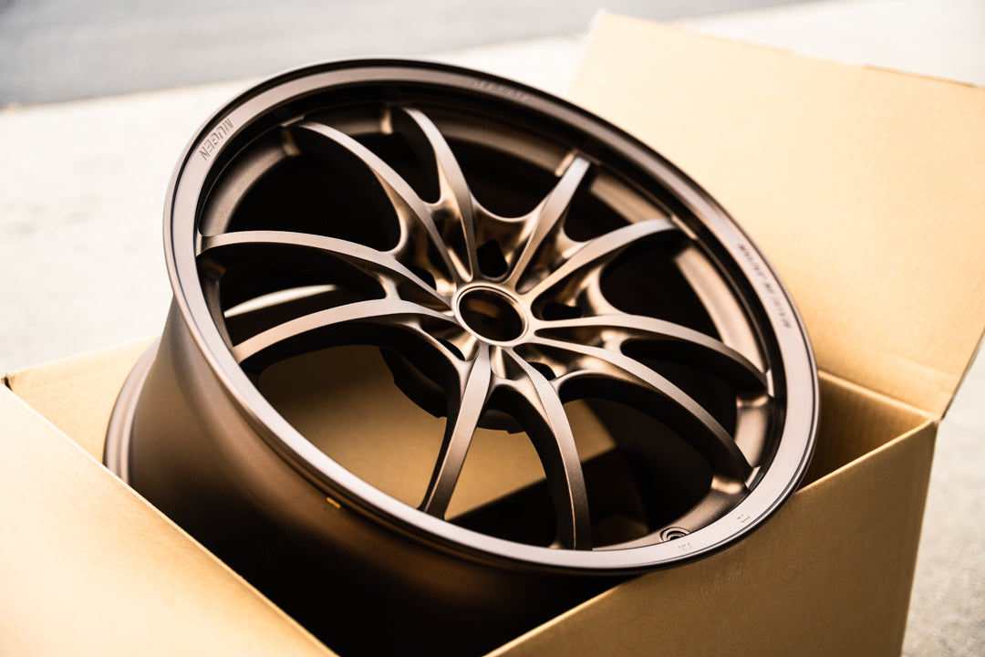 無限 MF10 / 18x9.5 +45 / 5x120 / ブロンズ