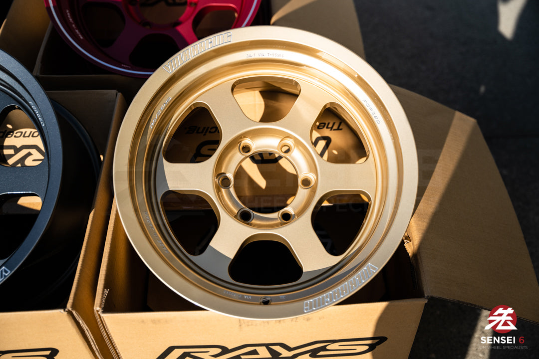 Volk TE37XT M-Spec / 17x8.5 -10 / 6x139.7 / Gold (GO)
