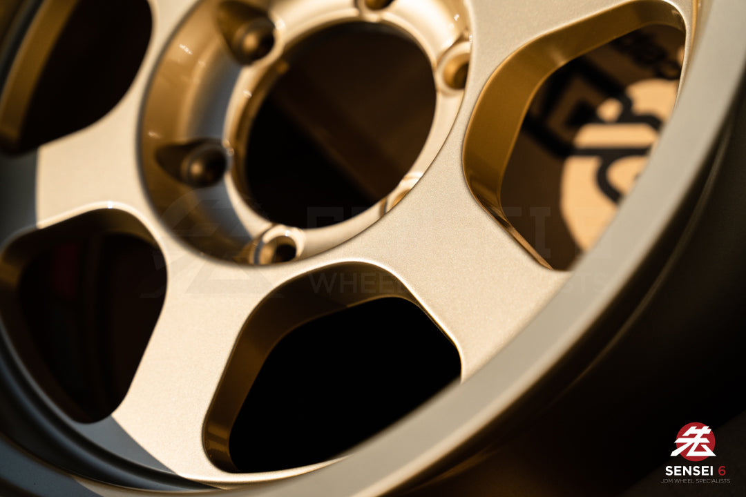 Volk TE37XT M-Spec / 17x8.5 -10 / 6x139.7 / Gold (GO)