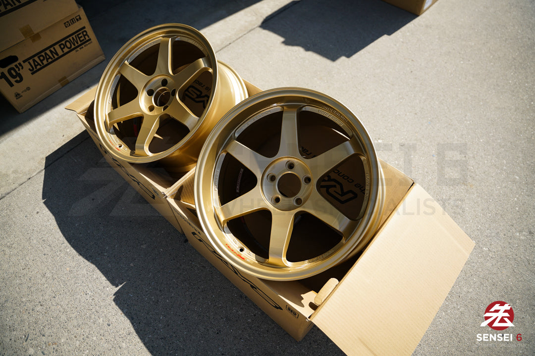Volk TE37SL / 19x9.5 +22, 19x10.5 +35 / 5x112 / Gold (GO)