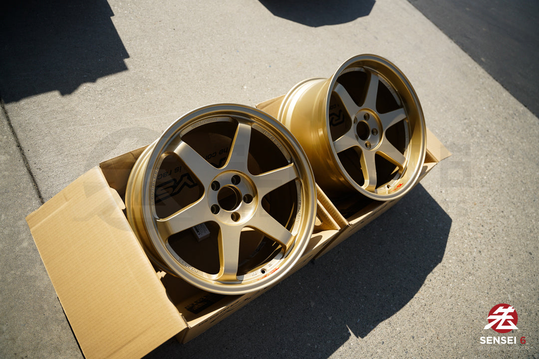 Volk TE37SL / 19x9.5 +22, 19x10.5 +35 / 5x112 / Gold (GO)