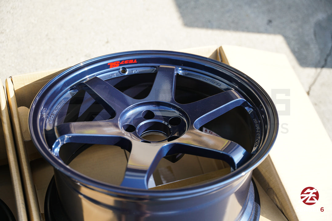 Volk TE37SL / 19x9.5 +22, 19x10.5 +35 / 5x112 / Mag Blue (BL)