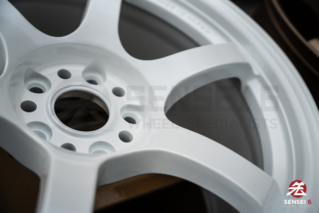 グラムライツ 57DR / 18x9.5 +22 / 5x114.3 / セラミックパールホワイト