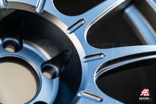 Cargar imagen en el visor de la galería, SSR GTX01 / 18x10.5 +22 / 5x114.3 / Negro mate