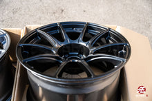 Cargar imagen en el visor de la galería, SSR GTX01 / 18x10.5 +22 / 5x114.3 / Negro mate
