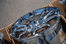 Load image into Gallery viewer, AME Galerna Refino / 18x9.5 +22 / 5x114.3 / Chrome