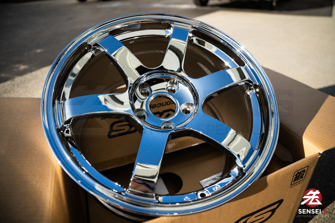 Volk TE37 サガ SL / 18x10 +40 / 5x114.3 / クローム