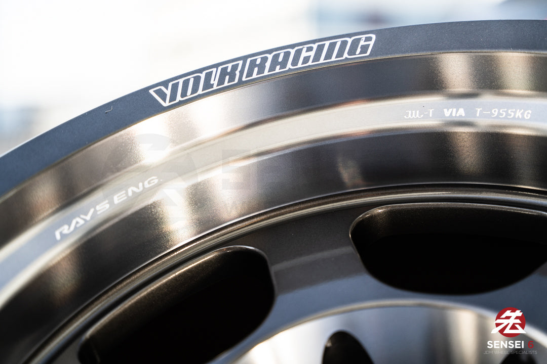 Volk TE37XT SL M-Spec / 16x8 -20 / 6x139.7 / プレスドグラファイト