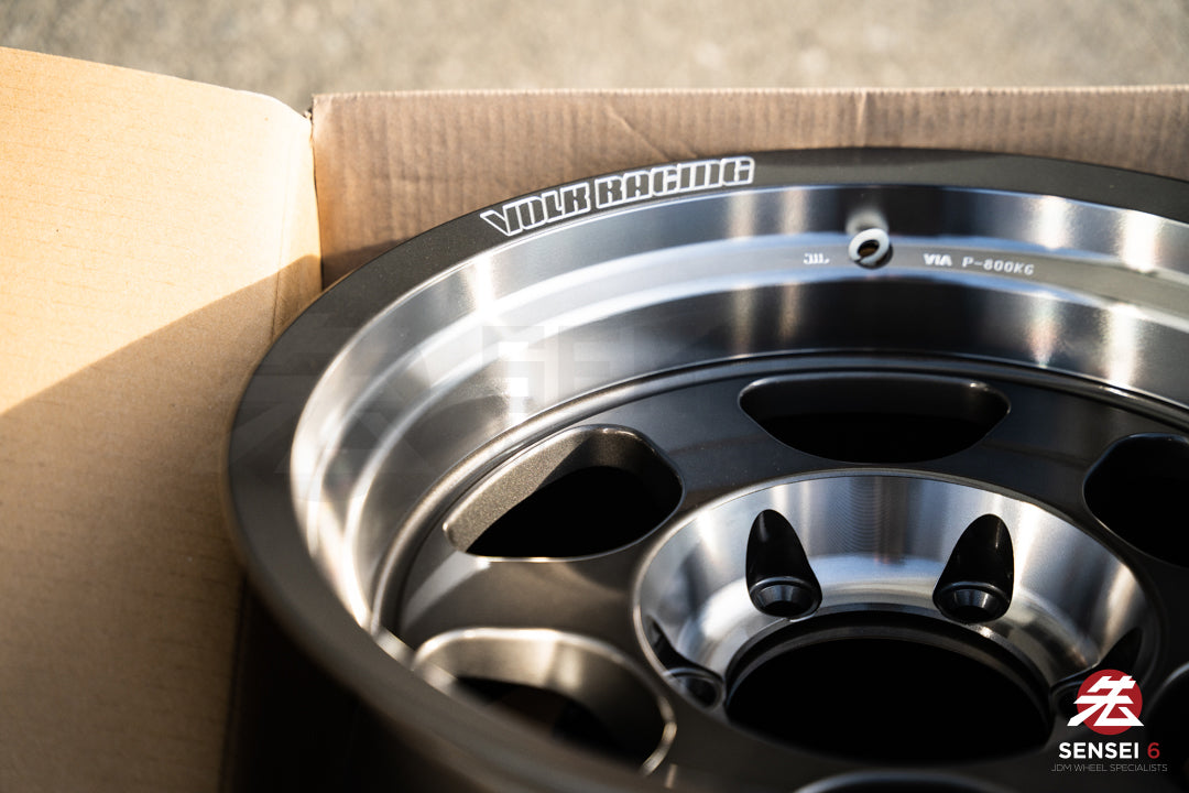 Volk TE37XT SL M-Spec / 16x8 -20 / 6x139.7 / プレスドグラファイト