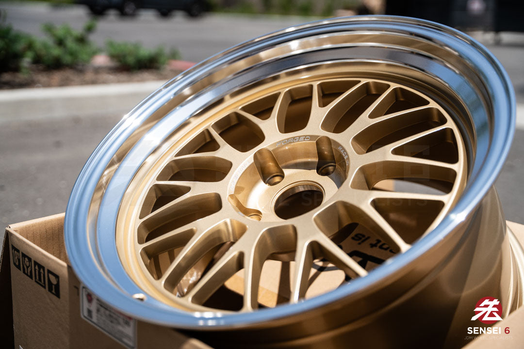 Volk 21A / 18x10.5 +22 / 5x120 / ゴールドリム DC (GO)