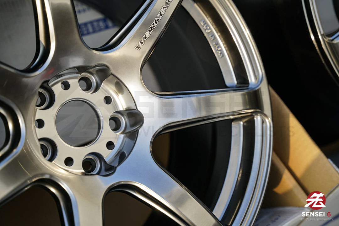 Work Emotion T7R 1P / 18x9.5 +22 / 5x114.3 / GT Silver (GTS)
