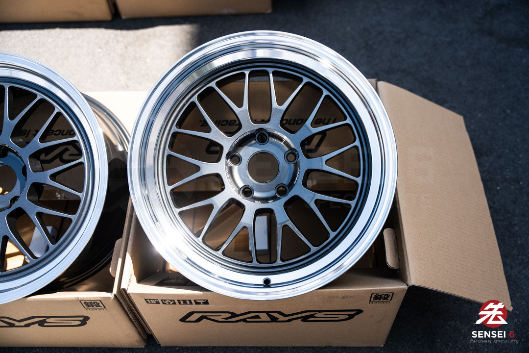 Volk 21A / 18x9.5 +22, 18x10.5 +22 / 5x120 / Dark Gunmetal Rim DC (VC)