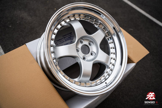 Work Meister S1 3P / 18x9.5 +37 / 5x100 / Silver (SIL)