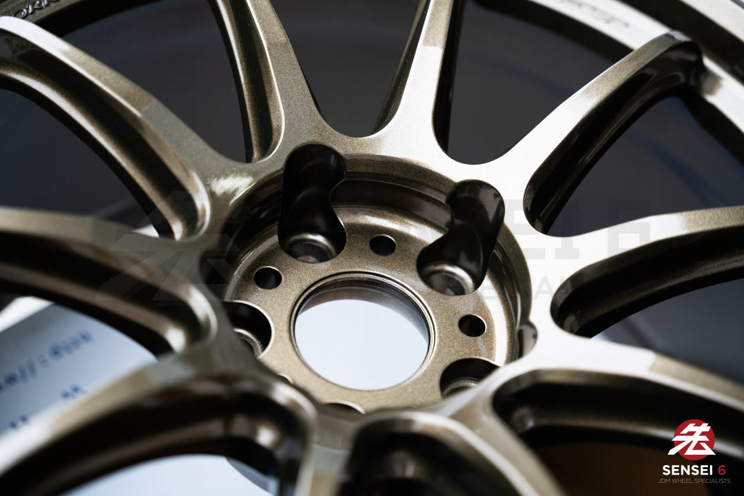 Work Emotion ZR10 1P / 18x9.5 +22 / 5x114.3 / Titanium Diamond Lip Cut (HGLC)