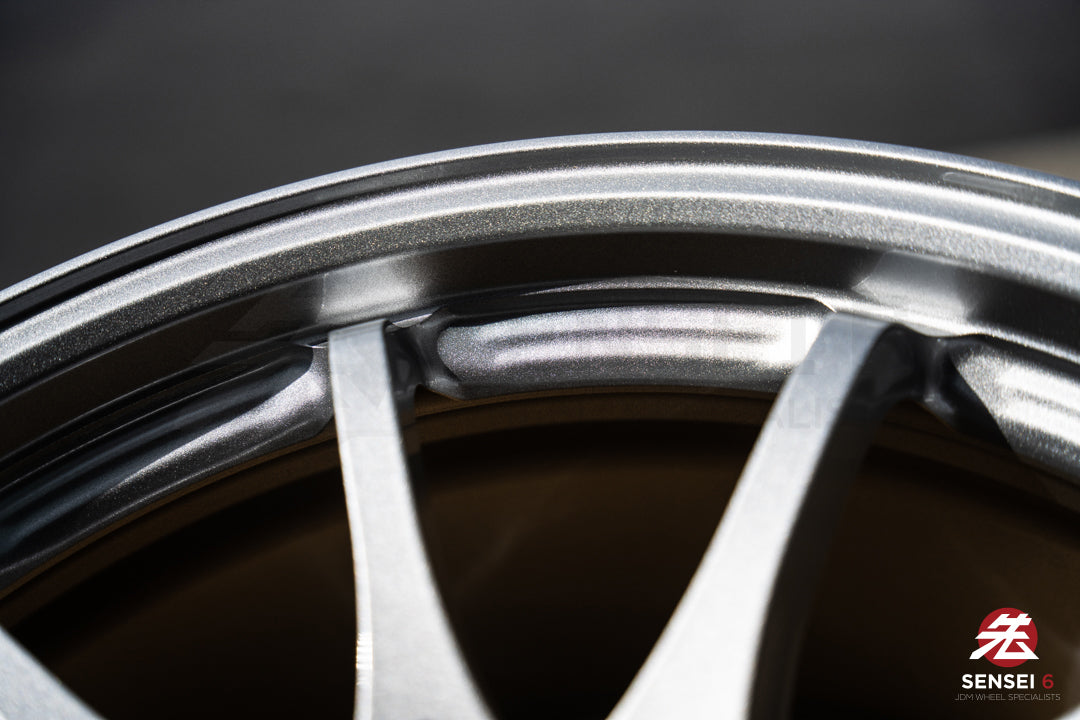 Volk CE28N-Plus / 18x9.5 +22 / 5x114.3 / Diamond Silver (DS)
