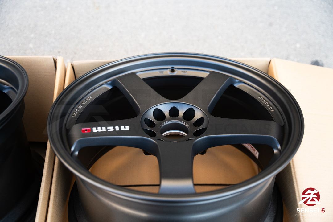 Nismo LMGT4 / 19x9.5 +30, 19x10.5 +25 / 5x114.3 / Matte GunBlack (MG)
