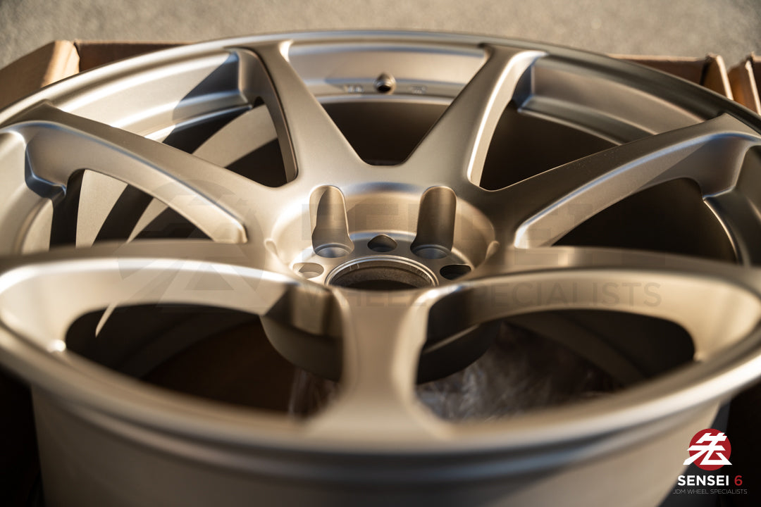 CST Zero-1 Hyper / 18x9.5 +15 / 5x114.3 / Bronce (BR)