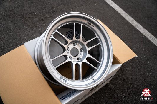 Enkei RPF1RS / 18x10 +6 / 5x114.3 / F1 Silver (S)