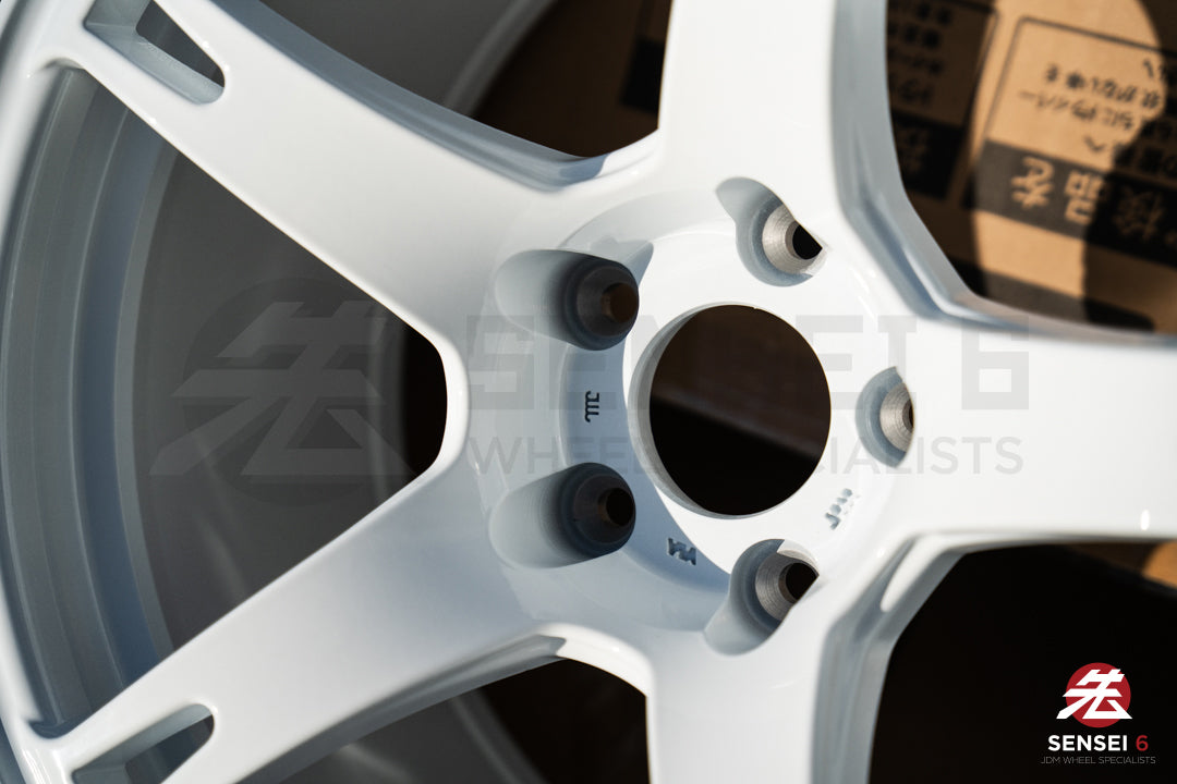 CST Zero-1 Hyper V2 / 17x9.5 +12 / 5x114.3 / White (WH)