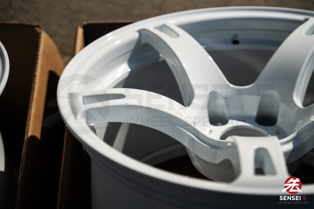 CST Zero-1 Hyper V2 / 17x9.5 +12 / 5x114.3 / White (WH)