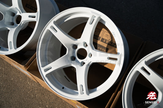 CST Zero-1 Hyper V2 / 18x9.5 +30 / 5x114.3 / Blanco
