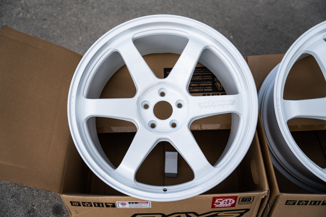 Volk TE37 Ultra M-Spec / 20x10 +15, 20x11 +15 / 5x112 / Blanco Dash